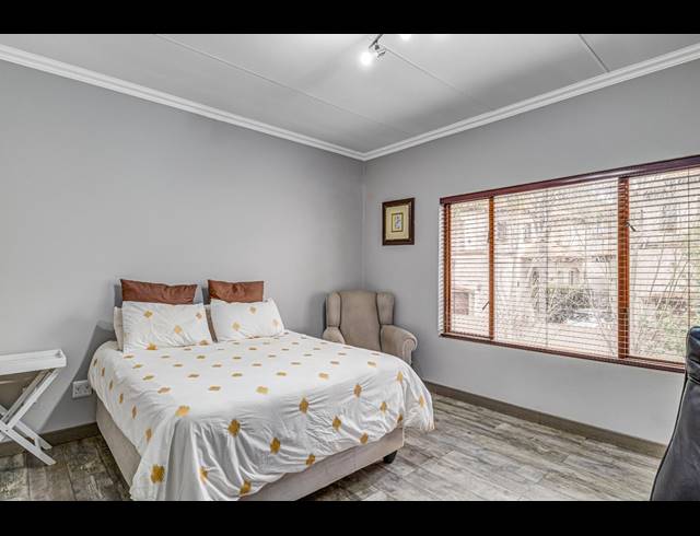 3 BEDROOM CLUSTER FOR SALE IN GLENVISTA